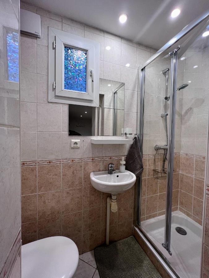 "La Petite Maison" Sainte-Foy-lès-Lyon Zewnętrze zdjęcie